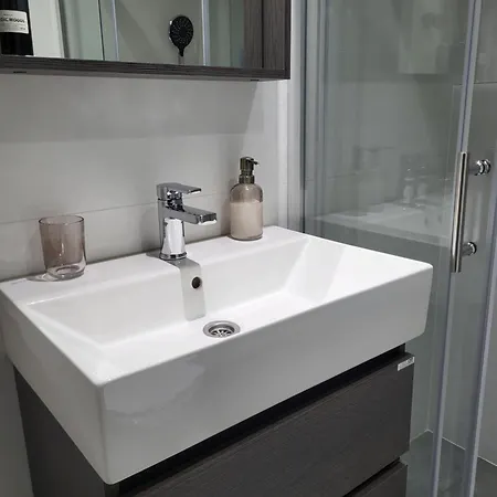 Breeze Apartment *